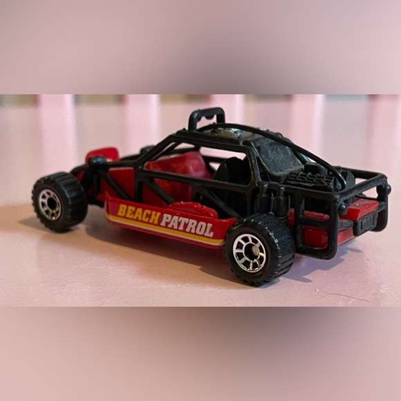Matchbox Dune Buggy V8 Motor Sand Red w/Black Roll Cage & Seats 1:61 Scale - Picture 5 of 8